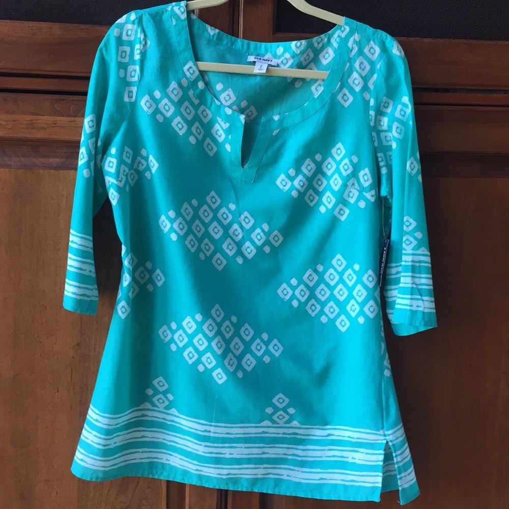 NWT Old Navy Teal and White Print Tunic